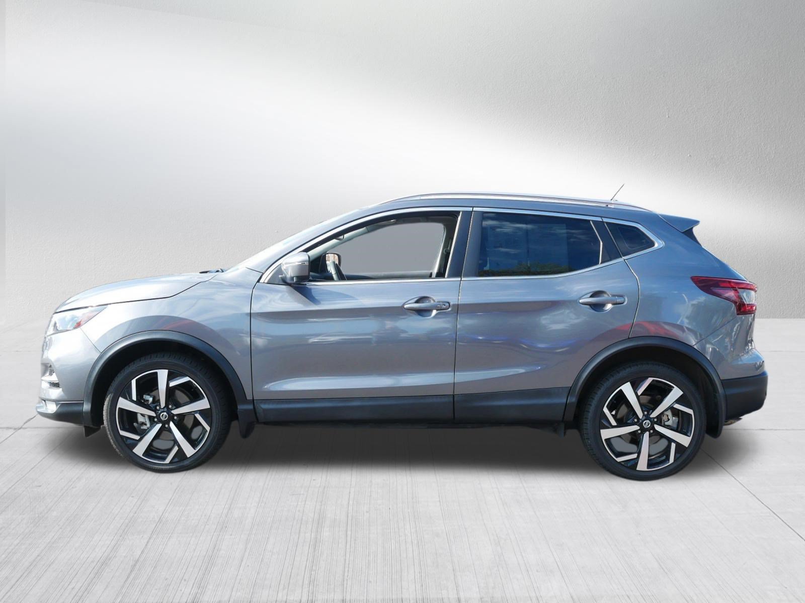 Used 2022 Nissan Rogue Sport SL w/ Premium Package AWD/4WD image 4