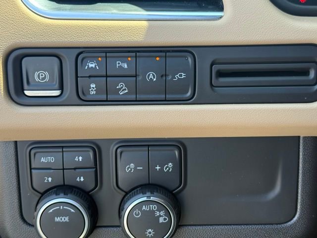 Used 2022 Chevrolet Tahoe Premier AWD/4WD image 27