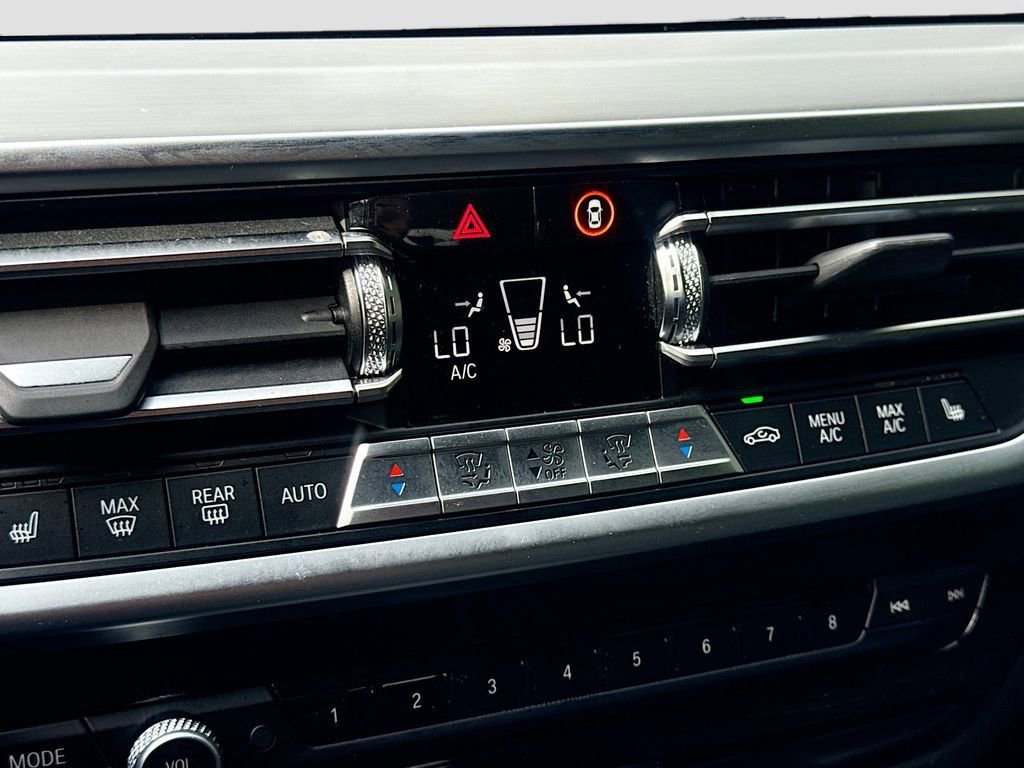 Used 2023 BMW X3 sDrive30i w/ Premium Package image 16