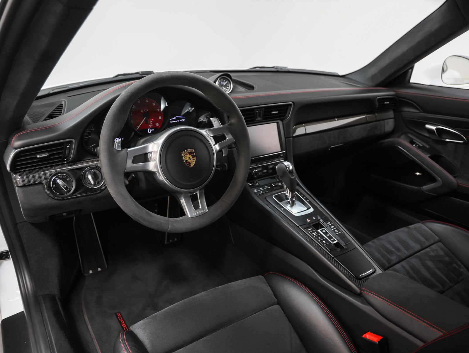 Certified 2016 Porsche 911 Carrera GTS RWD image 60