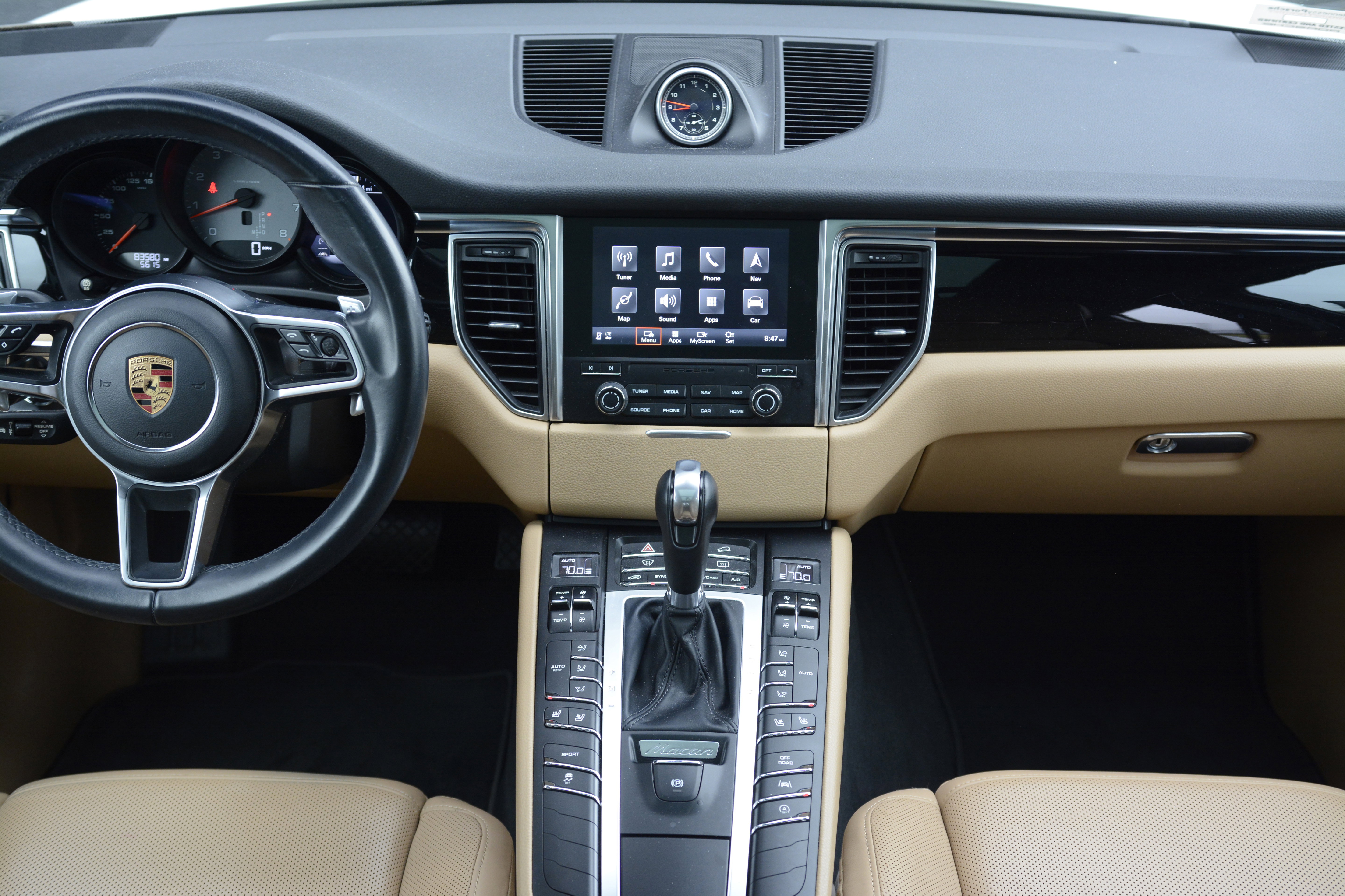 Certified 2018 Porsche Macan S AWD/4WD image 19