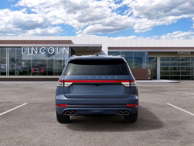 New 2027 Lincoln Aviator AWD w/ Jet Appearance Package image 7