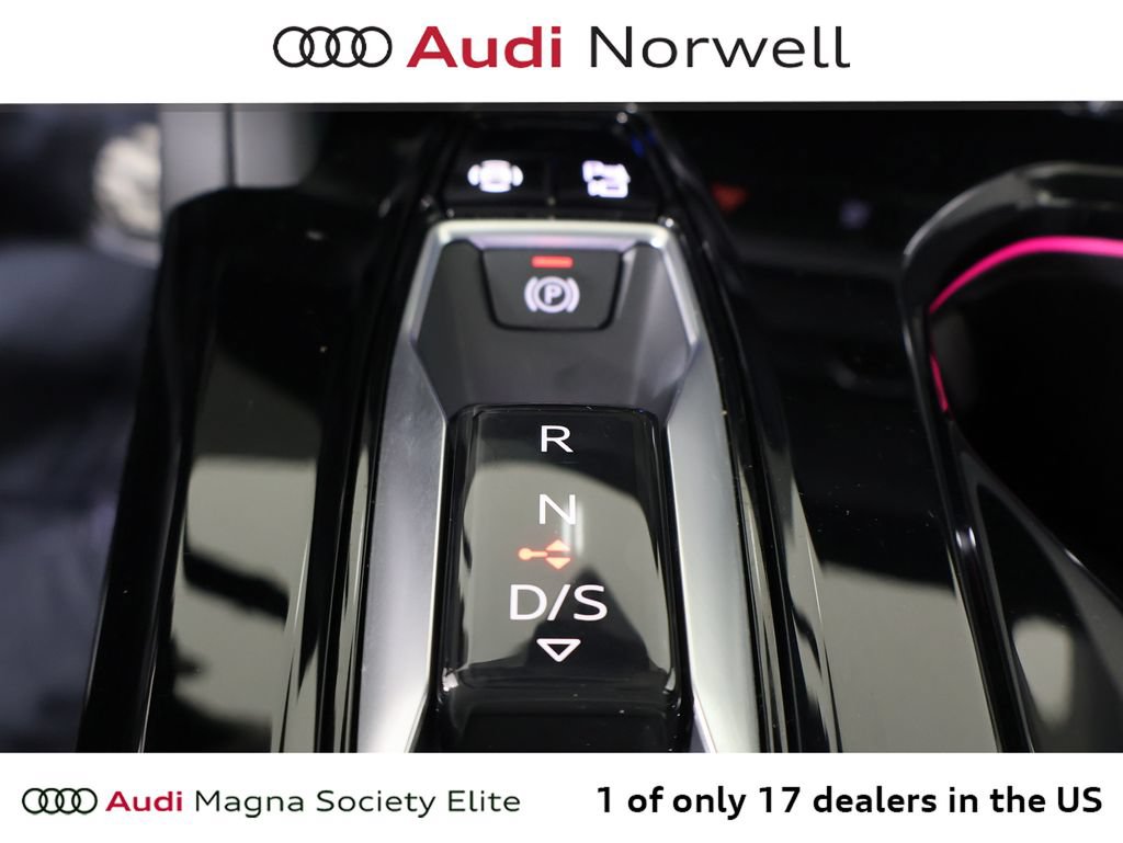Certified 2025 Audi Q5 Premium w/ Premium Plus AWD/4WD image 4