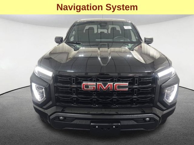 Used 2023 GMC Canyon Elevation w/ Convenience Package AWD/4WD image 4