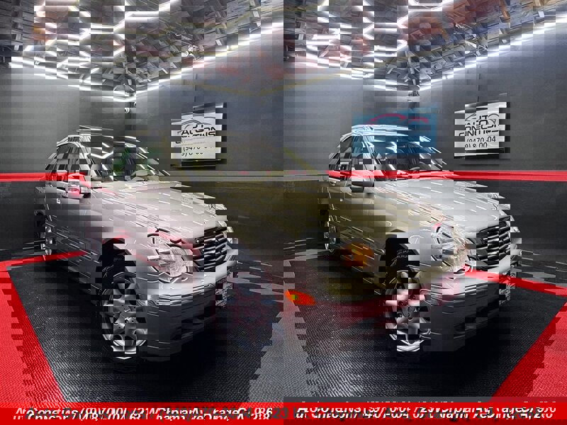 Used 2002 Mercedes-Benz C 240 Sedan image 1