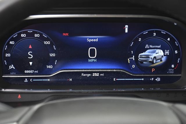 Used 2024 Chevrolet Suburban LT AWD/4WD image 10