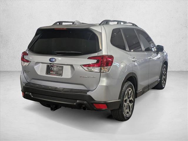 Used 2023 Subaru Forester Premium image 5
