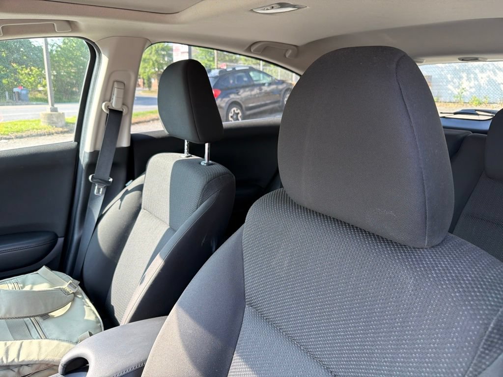 Used 2018 Honda HR-V EX image 13