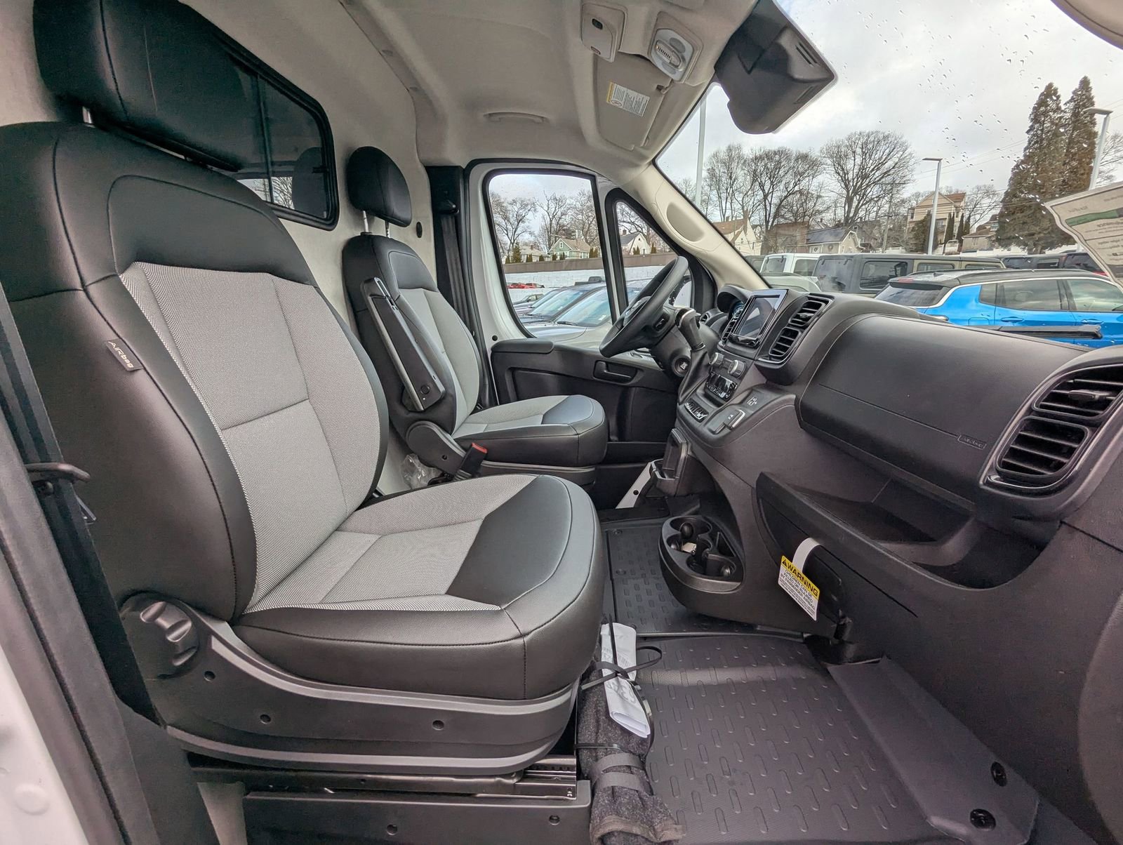 New 2026 RAM ProMaster 2500 w/ Convenience Group image 20