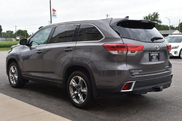 Used 2019 Toyota Highlander Limited AWD/4WD image 19