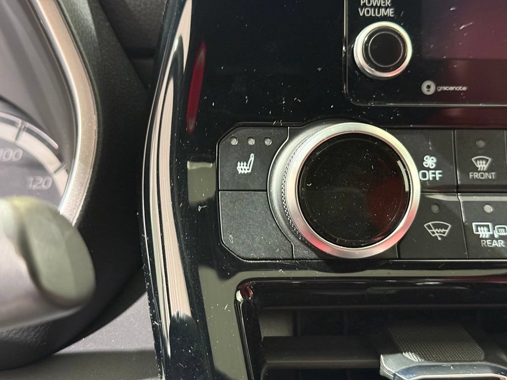 Certified 2021 Toyota Highlander XSE AWD/4WD image 31