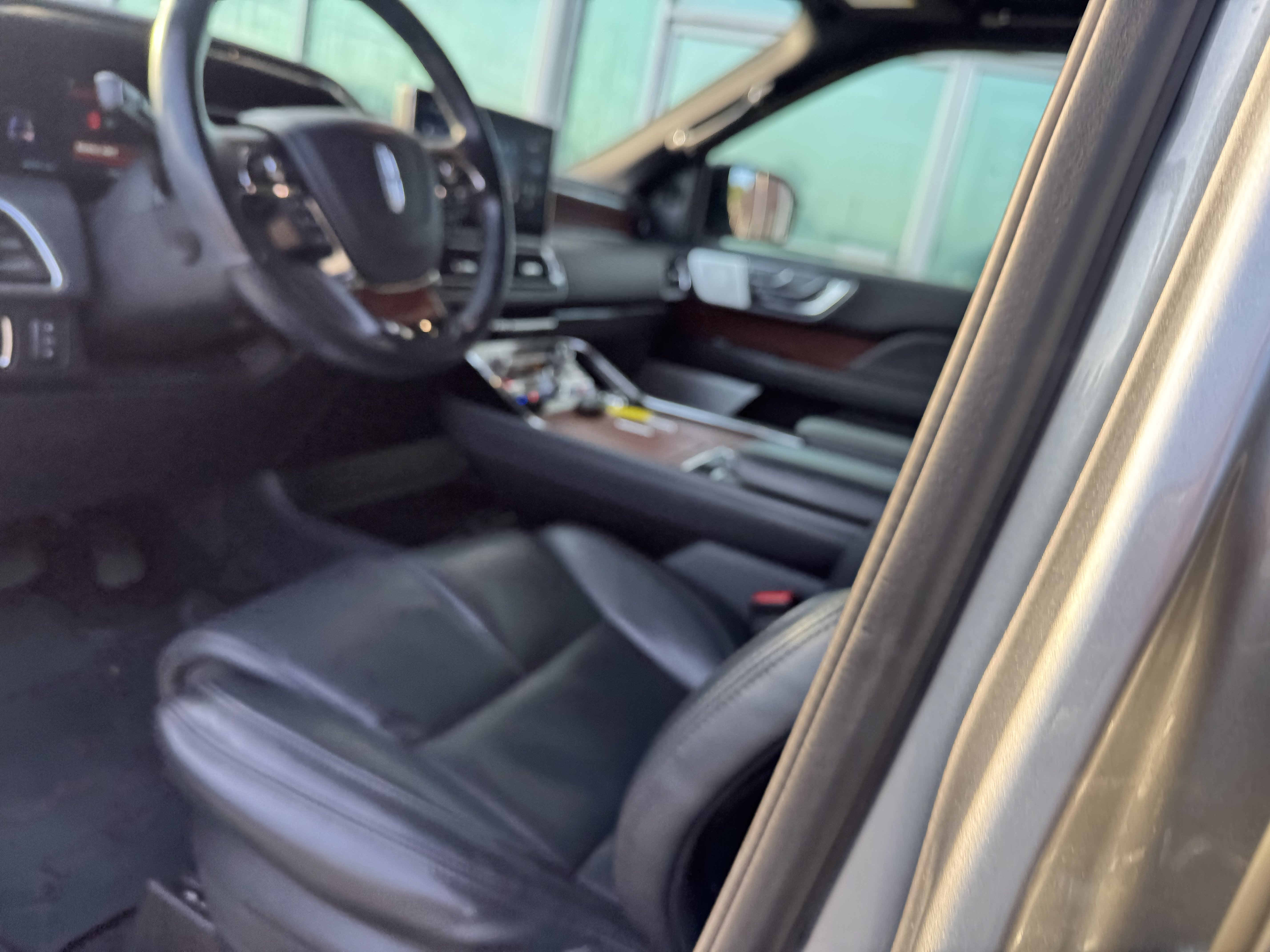 Used 2023 Lincoln Navigator Reserve AWD/4WD image 7