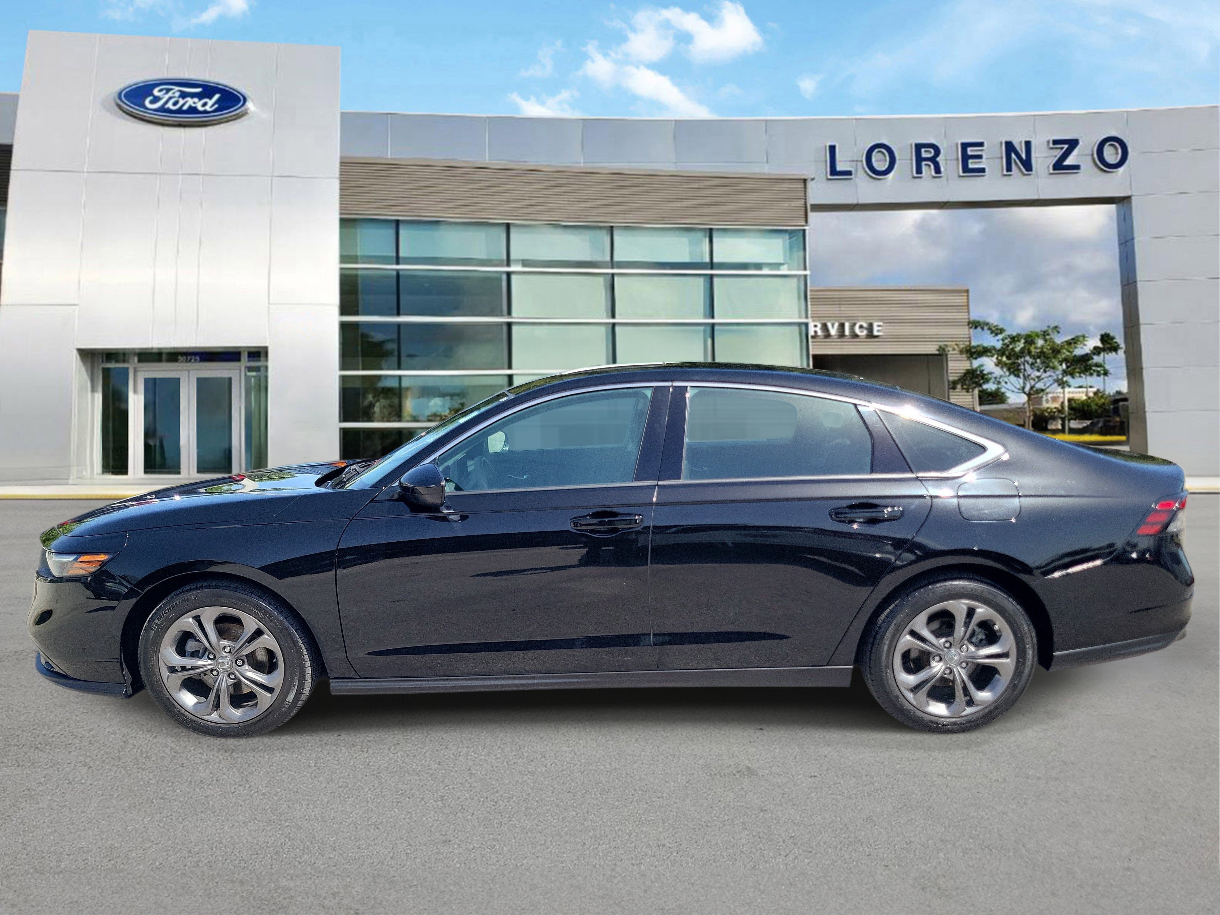 Used 2024 Honda Accord EX image 8