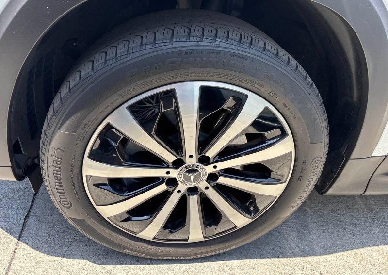 Certified 2023 Mercedes-Benz GLB 250 image 11