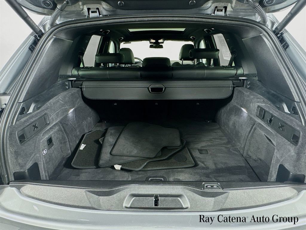 Used 2024 BMW X5 xDrive50e image 27