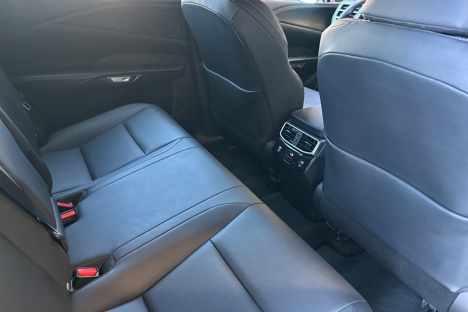 Used 2024 Lexus RX 350 AWD w/ Technology Package image 31