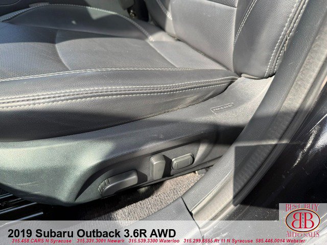 Used 2019 Subaru Outback 3.6R Limited AWD/4WD image 18