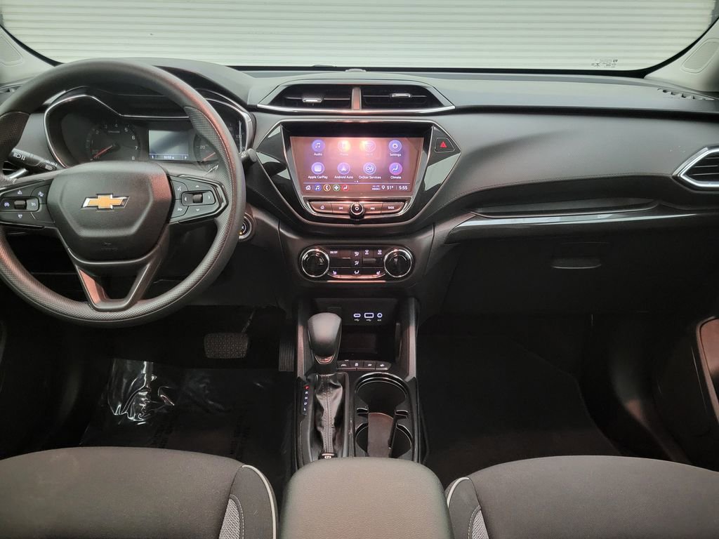 Certified 2023 Chevrolet TrailBlazer LT w/ Convenience Package image 40