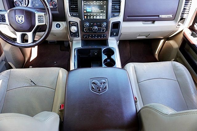 Used 2015 RAM 1500 Laramie w/ Convenience Group image 24