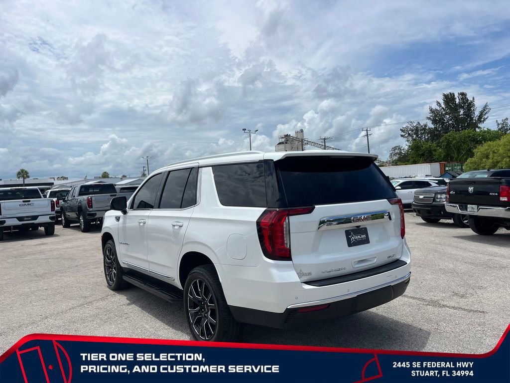 Used 2024 GMC Yukon SLT w/ SLT Luxury Package AWD/4WD image 5