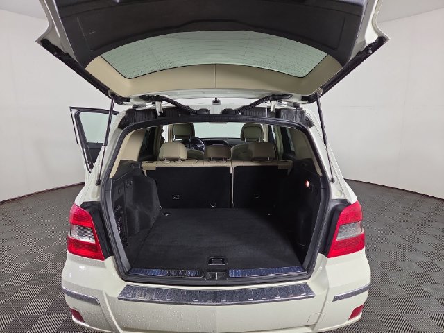 Used 2010 Mercedes-Benz GLK 350 4MATIC image 31