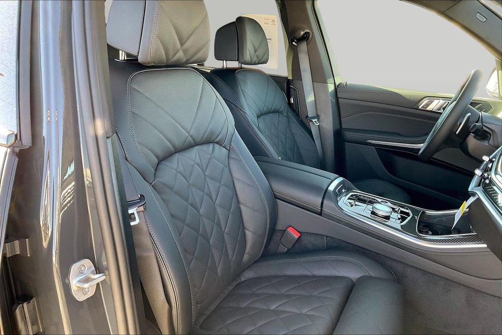 New 2026 BMW X5 M60i AWD/4WD image 11