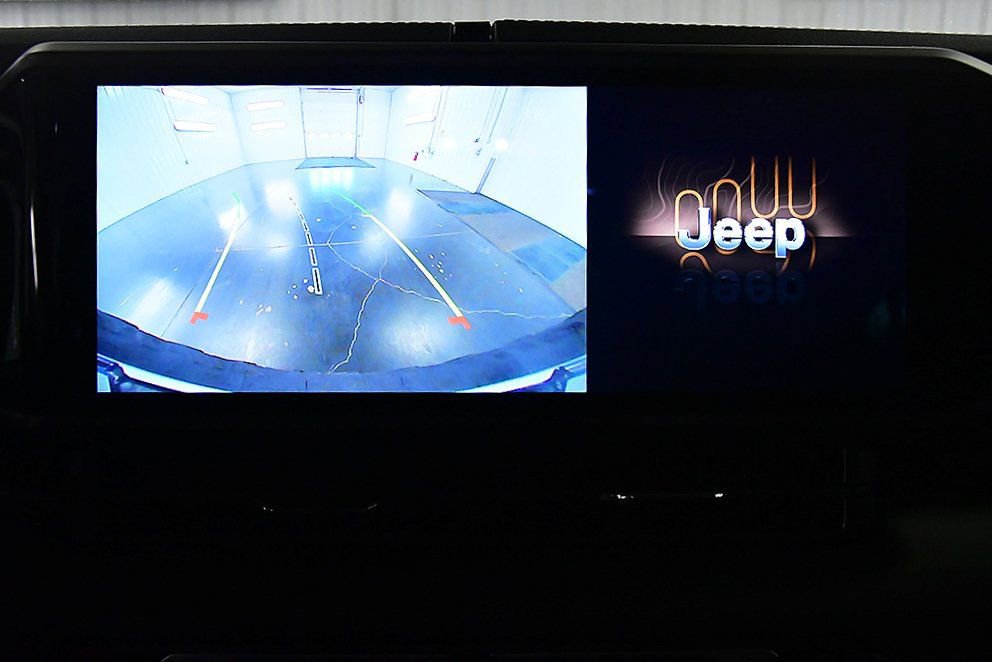 Used 2024 Jeep Wrangler Unlimited Rubicon image 24