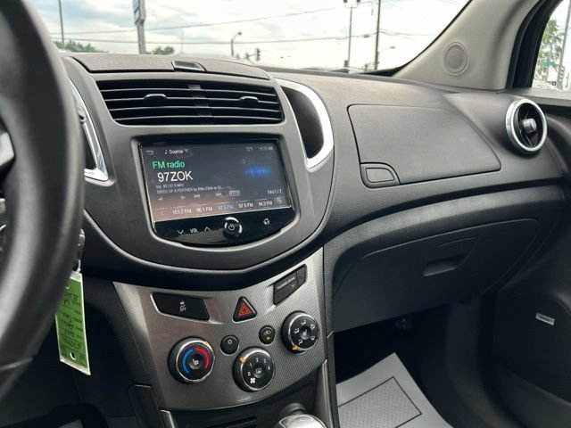 Used 2015 Chevrolet Trax LTZ AWD/4WD image 39