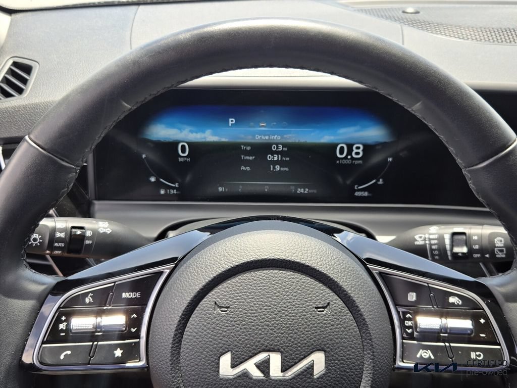 Certified 2025 Kia Seltos X-Line AWD/4WD image 30