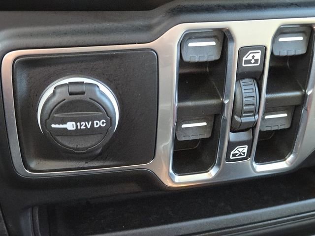 Used 2023 Jeep Wrangler Sport S image 6