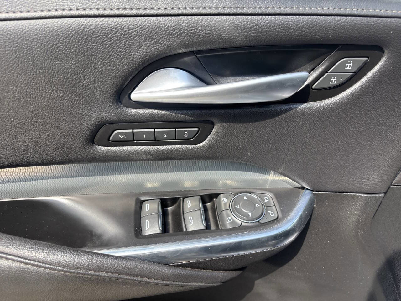 Used 2023 Cadillac XT4 Premium Luxury w/ Cold Weather Package image 11