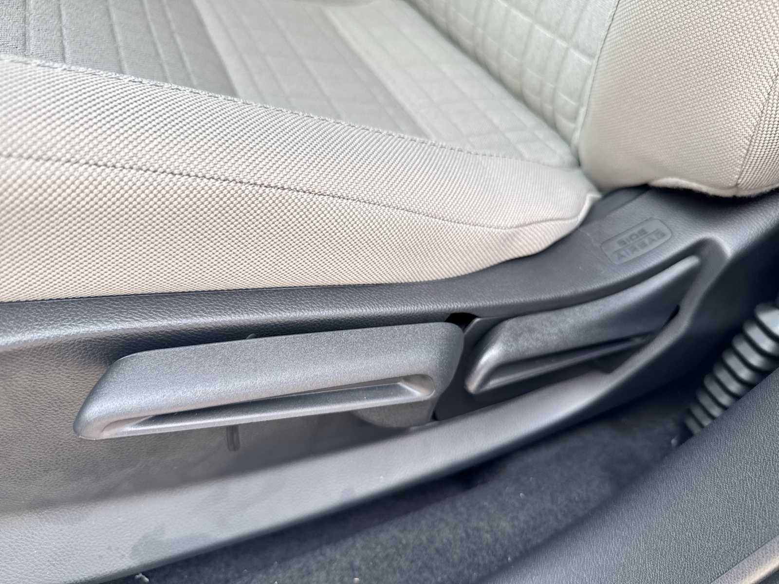New 2027 Honda HR-V LX image 14