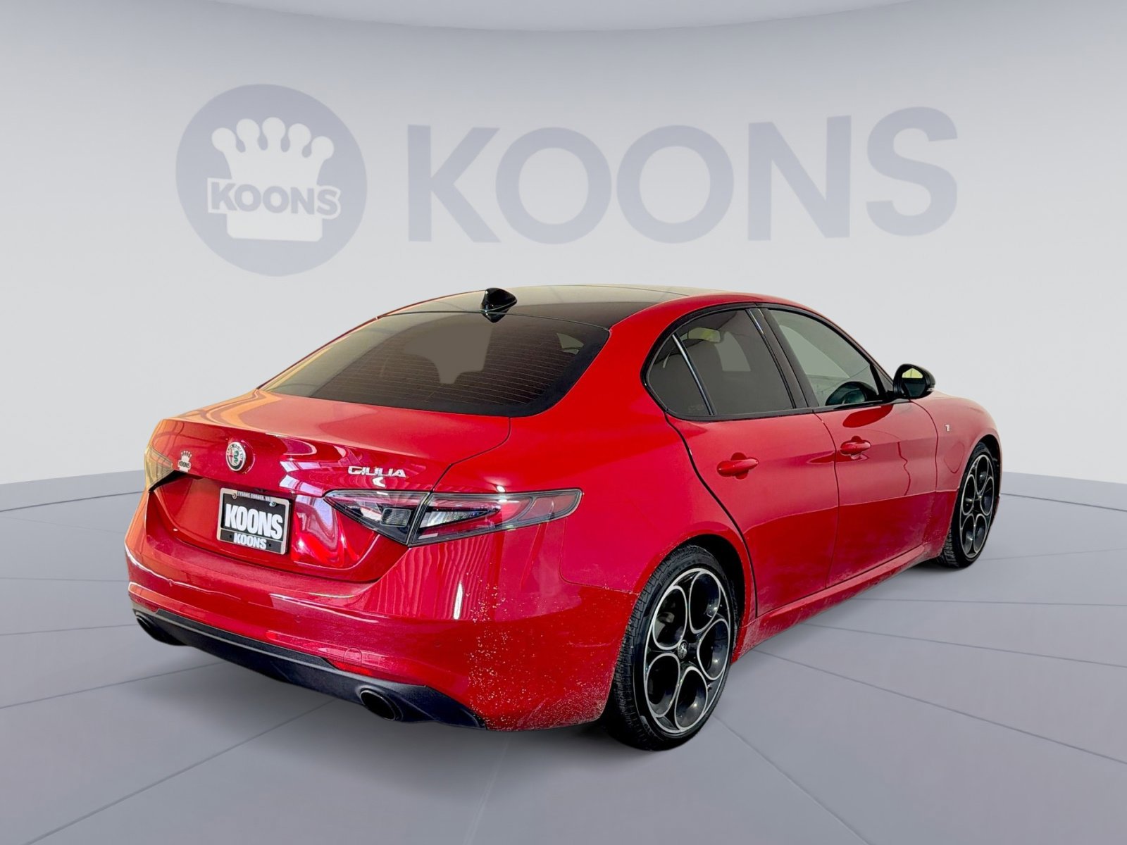 Used 2024 Alfa Romeo Giulia Ti image 7