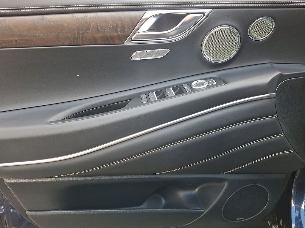 Used 2024 Genesis GV80 2.5T w/ Prestige Package image 10