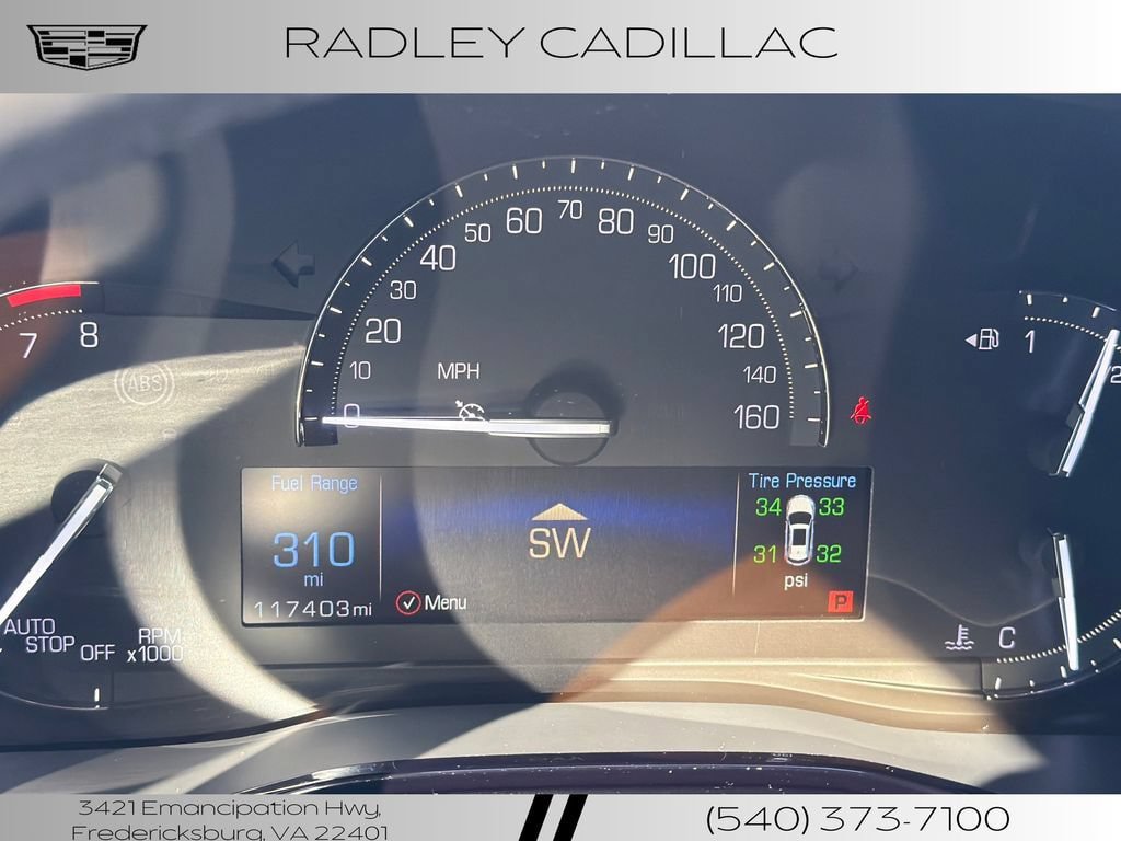 Used 2018 Cadillac XT5 Luxury w/ Driver Awareness Package FWD image 5