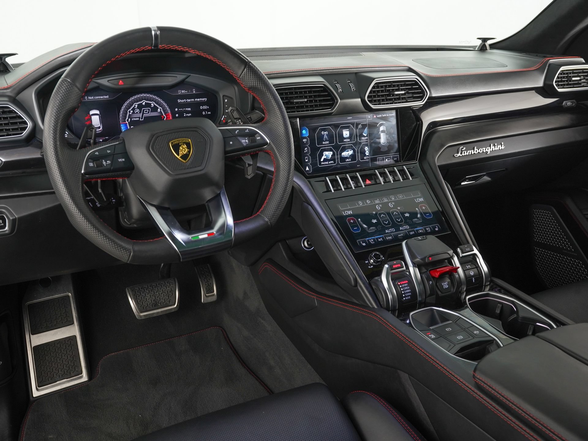 Used 2021 Lamborghini Urus AWD/4WD image 15