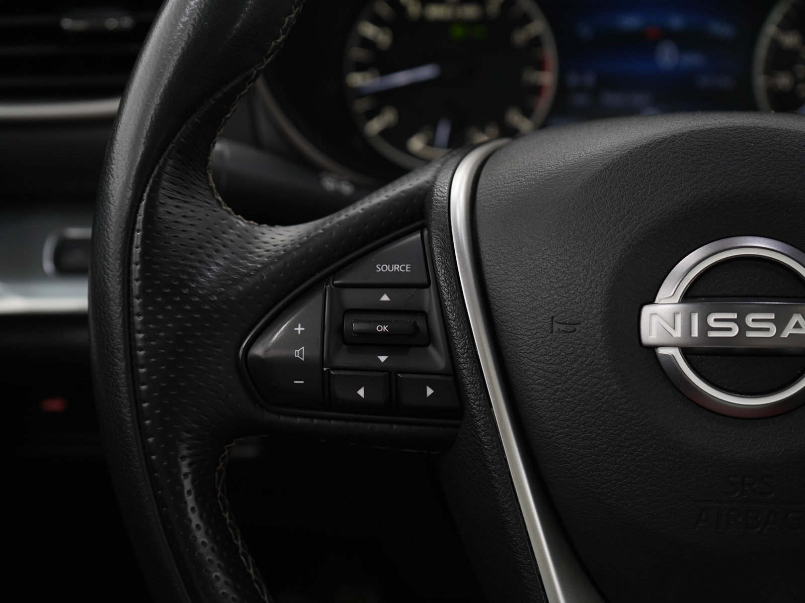 Used 2023 Nissan Maxima SL image 22