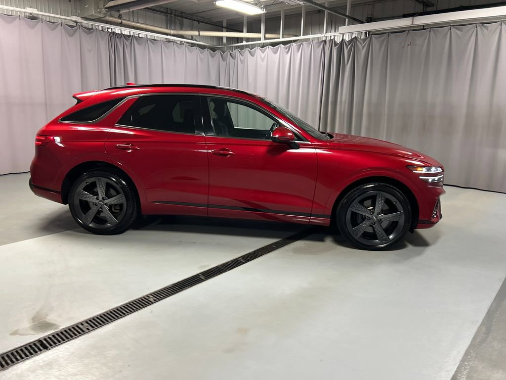 Used 2022 Genesis GV70 3.5T Sport w/ Sport Prestige Package image 8