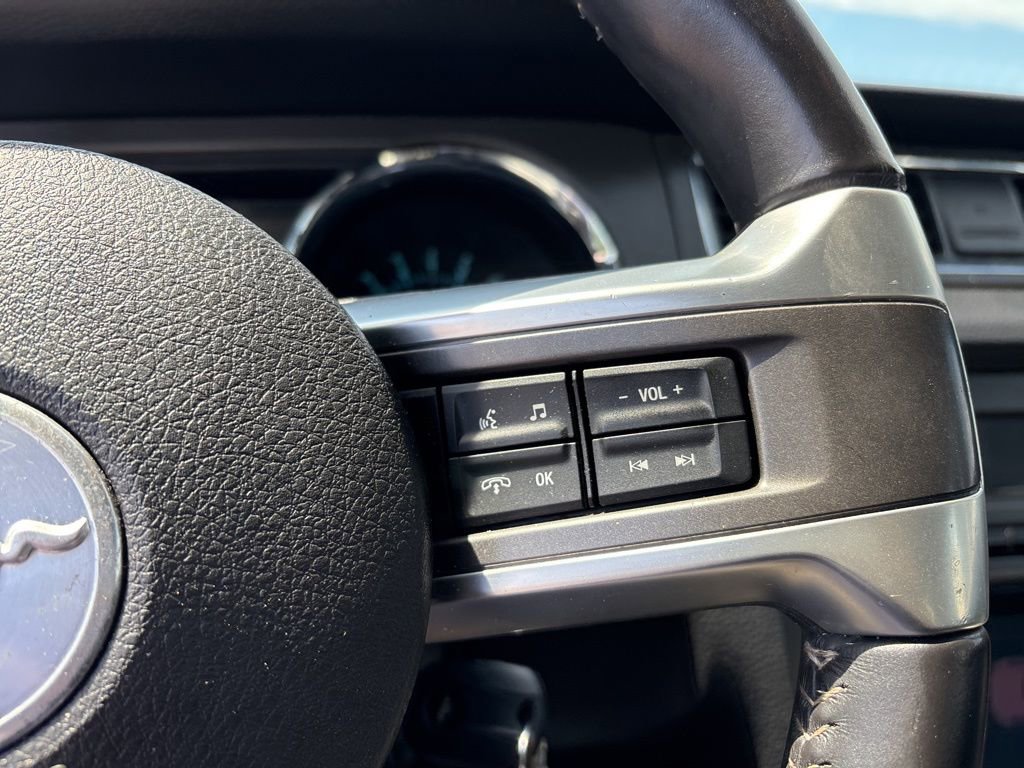 Used 2013 Ford Mustang GT image 23