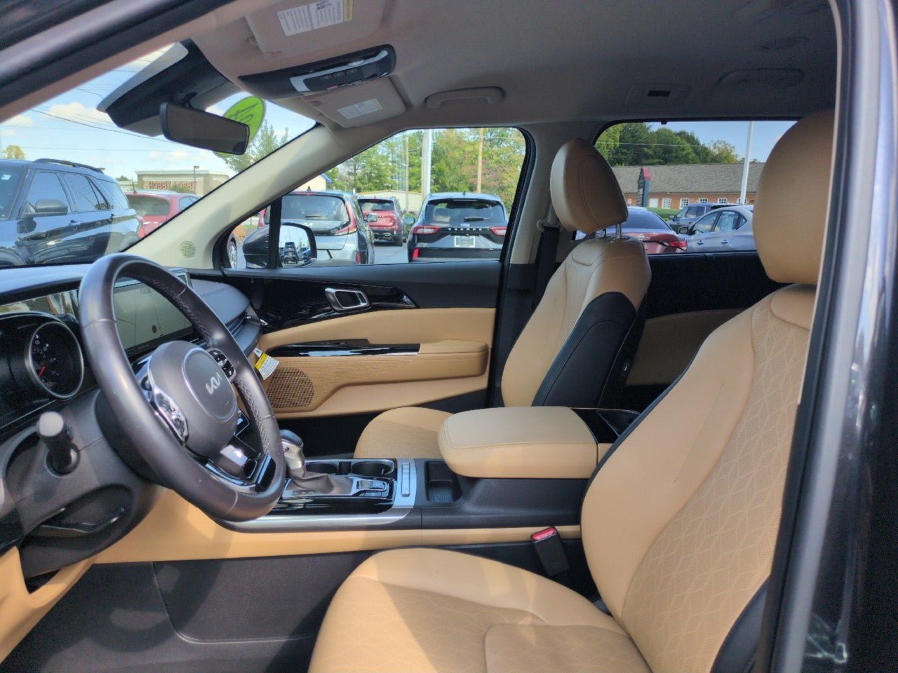 Certified 2024 Kia Carnival EX FWD image 14