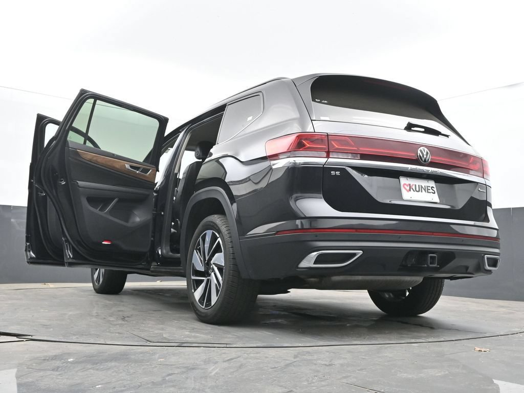 Used 2024 Volkswagen Atlas SE AWD/4WD image 75