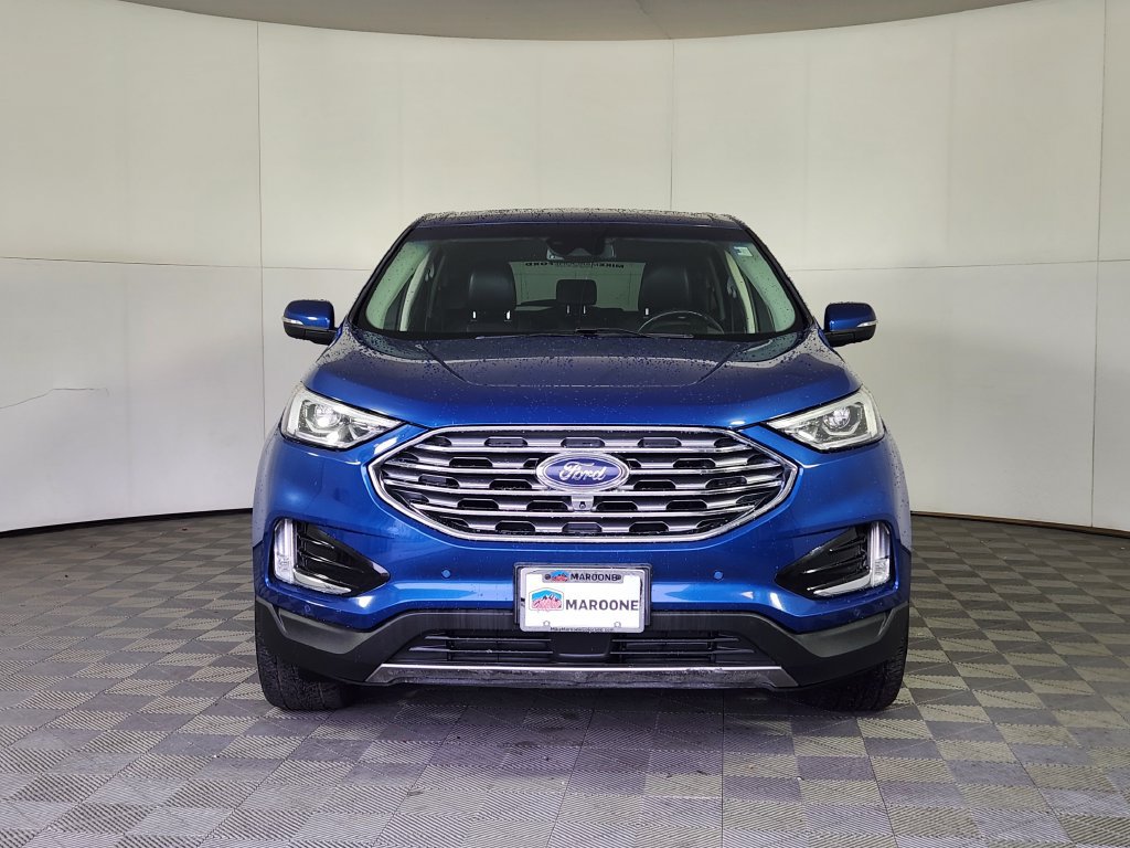 Used 2022 Ford Edge Titanium w/ Equipment Group 301A AWD/4WD image 2