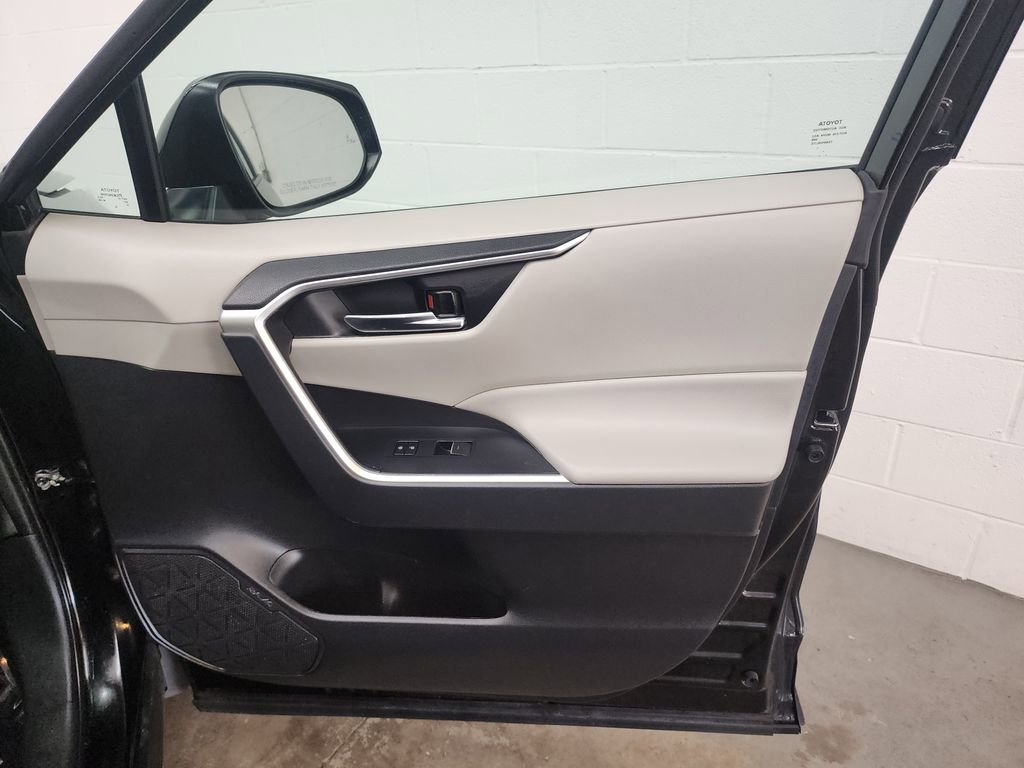 Used 2024 Toyota RAV4 XLE w/ Convenience Package AWD/4WD image 34