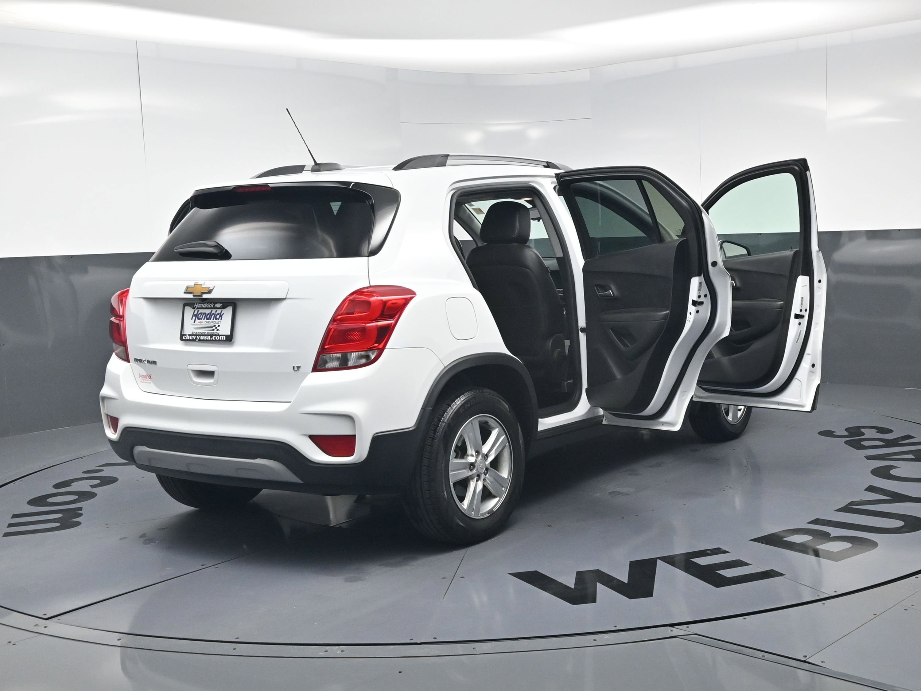 Used 2019 Chevrolet Trax LT w/ LT Convenience Package image 26