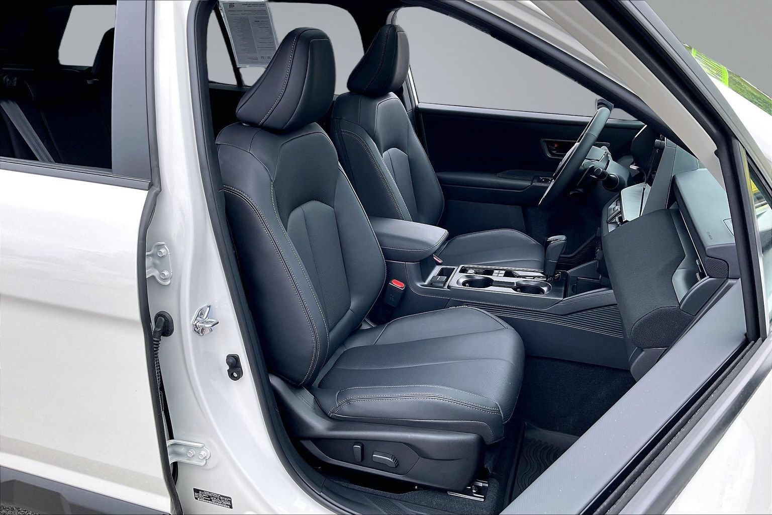 Certified 2026 Subaru Outback Limited AWD/4WD image 7