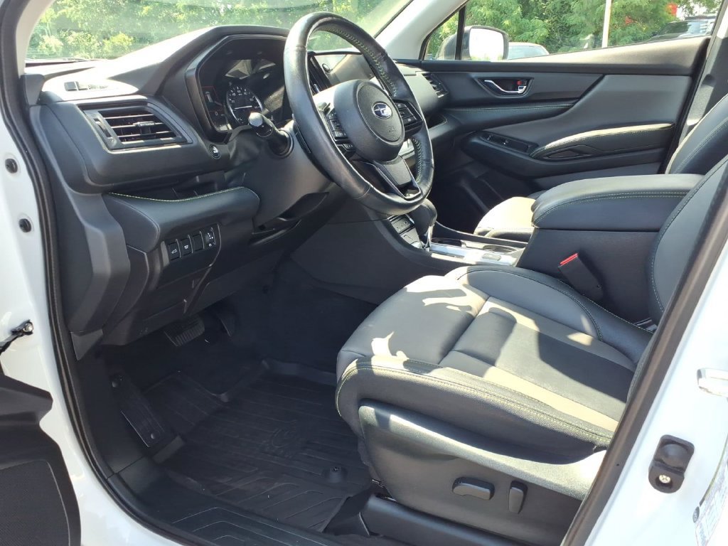 Used 2023 Subaru Ascent Onyx Edition AWD/4WD image 13