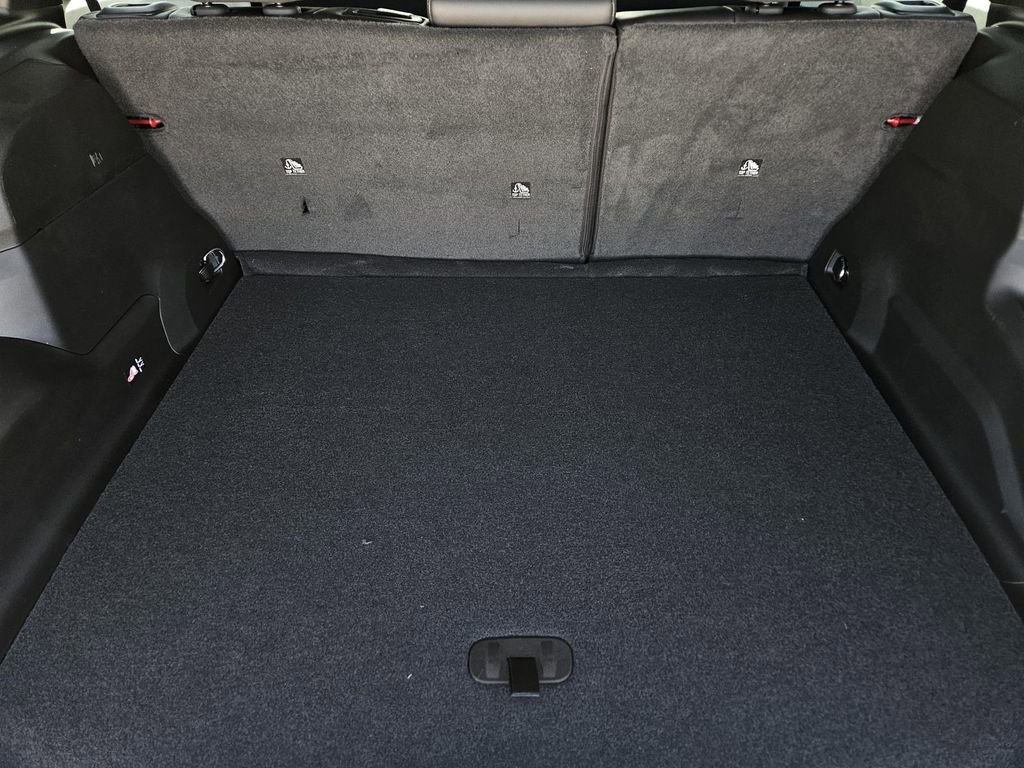 New 2026 Jeep Cherokee Limited image 9