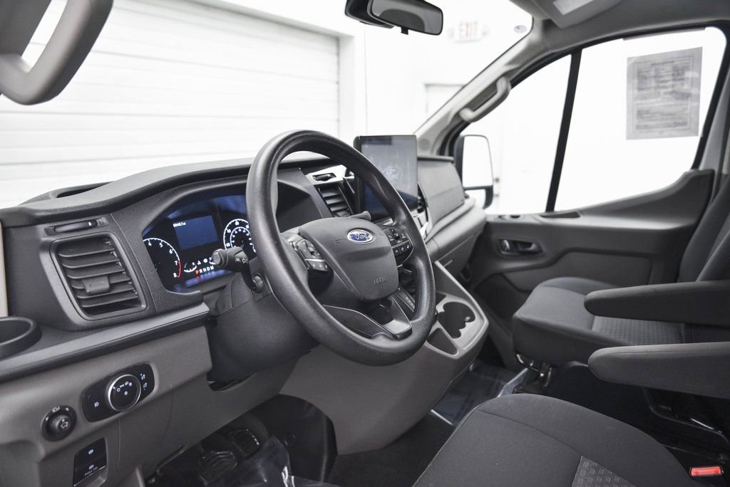 Used 2023 Ford Transit 350 XLT image 16