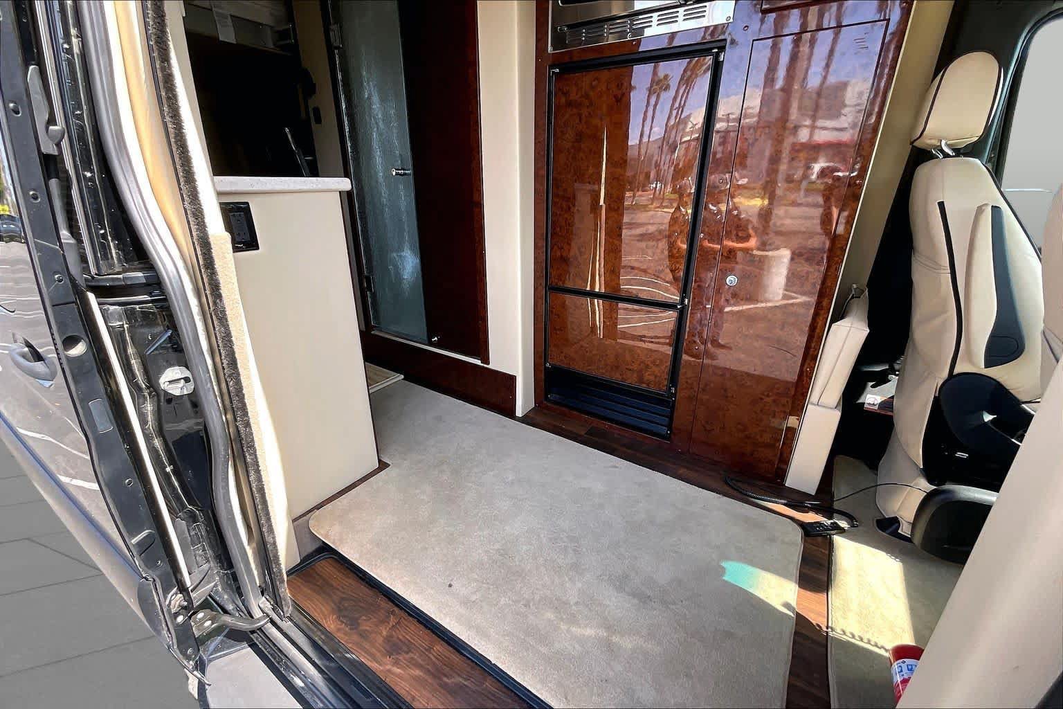 Used 2019 Mercedes-Benz Sprinter 4x4 170 image 19