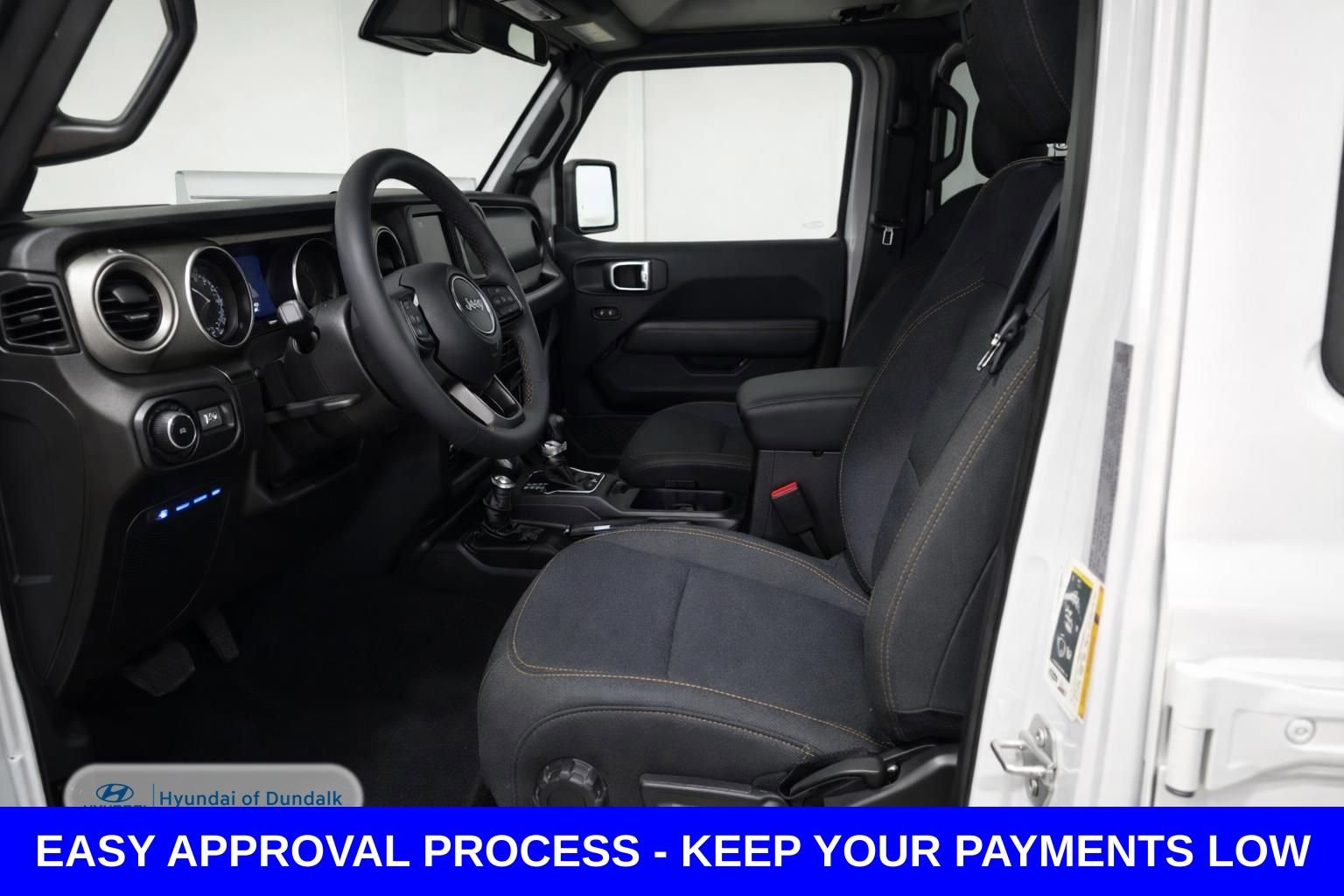 Used 2024 Jeep Wrangler Unlimited image 19